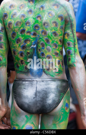 Caratteri colorati a Londra Gay Pride Parade 2011. Regno Unito Foto Stock