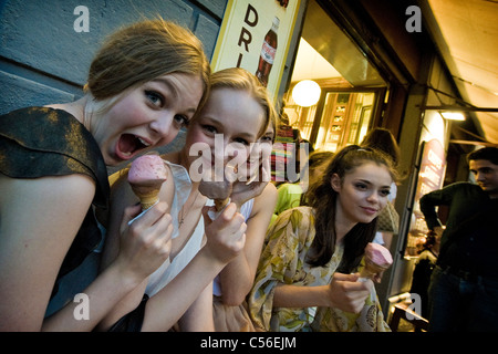 Movida Navigli, Milano, Italia Foto Stock