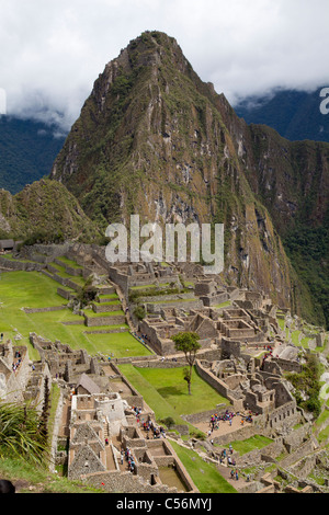 Vista sulla cittadella di Machu Picchu, Perù Foto Stock