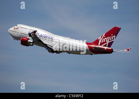 Virgin Atlantic Boeing 747 Jumbo Jet aereo all'Aeroporto di Manchester Foto Stock