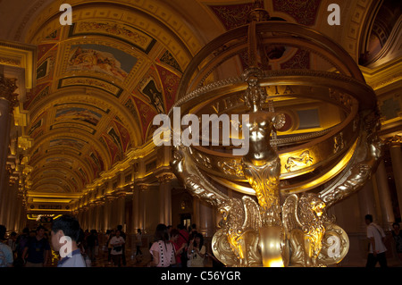 Murali e soffitti in Macao Venetian Hotel Casino, Striscia di Cotai, Macau, Cina, Sud-est asiatico. Foto Stock