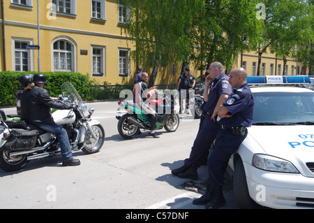 I proprietari e gli appassionati di moto chopper raccogliere in Gabrovo - Bulgaria nella quarta edizione di Chrome evento. Foto Stock