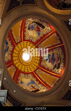 Murali e soffitti in Macao Venetian Hotel Casino, Striscia di Cotai, Macau, Cina, Sud-est asiatico. Foto Stock