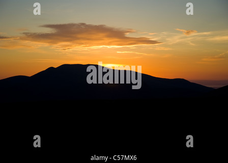 Lake District Sunset over Skiddaw, Cumbria Foto Stock