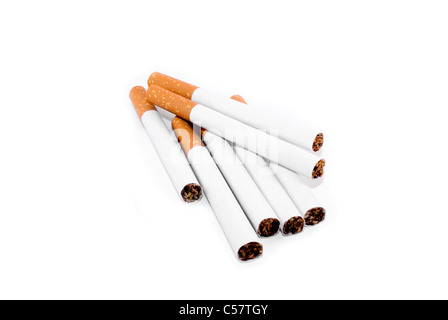 Sette sigarette generico isolato su uno sfondo bianco. Foto Stock