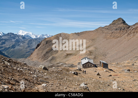 4000, Alpi, montagne, casa di montagna, rifugio di montagna, escursioni in montagna, mountain errante, Cabane Monte Leone, Chaltwasserpass, Foto Stock