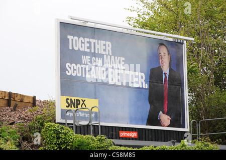 Poster pubblicitario per il partito SNP nelle elezioni per il Parlamento Scozzese 2011, Edimburgo Foto Stock