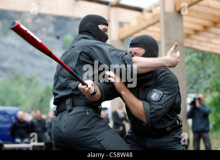 Area formazione della polizia tedesca squadre SWAT. Hostage Rescue e altre unità speciali di polizia esercitare forze di centro. Germania. Foto Stock