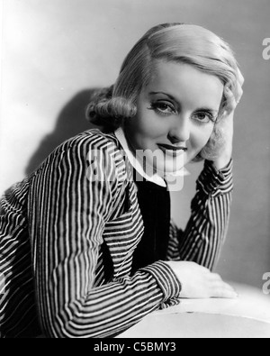 BETTE DAVIS (1908-1989) US attrice cinematografica nel 1934 Foto Stock