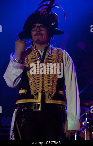 Adam Ant eseguendo in Guilfest 2011 Foto Stock