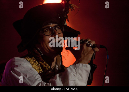 Adam Ant eseguendo in Guilfest 2011 Foto Stock