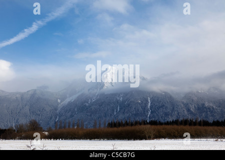 Montare Cheam d'inverno. Foto Stock