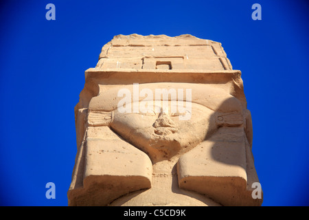 Hathor-colonna di Qertassi chiosco, Kalabsha nuova isola nei pressi di Aswan Alta Diga, Egitto Foto Stock