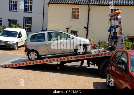 Recupero di ripartiti in auto, Little Walsingham, Norfolk Foto Stock