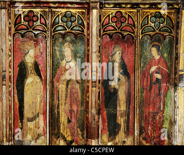 Gateley, Norfolk, rood schermo con 4 dipinto figure maschili, xv secolo, San Luigi, Re Henry 6th, Sant'Agostino del XV secolo Foto Stock