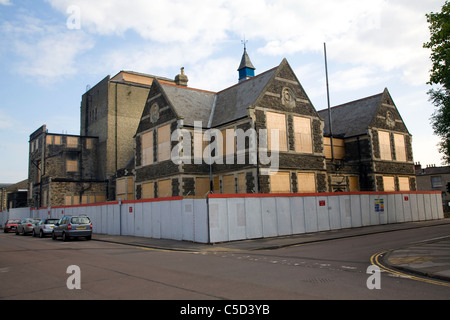 Saliti fino Istituto di meccanica. La stazione villaggio costruito da GWR per alloggiare gli operai nel 1840s, swindon, inghilterra Foto Stock