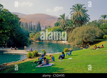 Piscina naturale presso il Gan HaShlosha (Sahne) Parco Nazionale sul fiume Amal Foto Stock