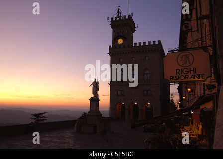 Il Palazzo di Capitano, città di San Marino, la Repubblica di San Marino Foto Stock