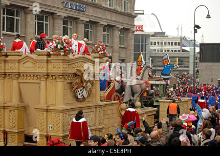 Rosenmontagszug parade, Carnevale 2010 a Colonia, nella Renania settentrionale-Vestfalia, Germania, Europa Foto Stock
