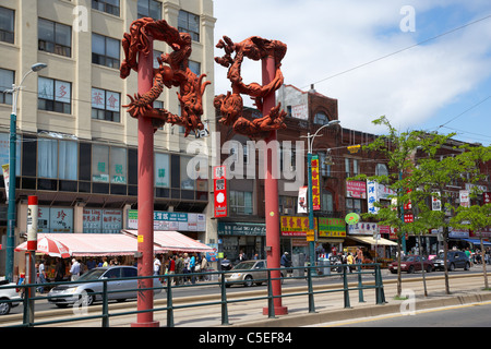 Draghi cinesi chinatown marcatori spadina avenue Downtown Toronto Ontario Canada Foto Stock