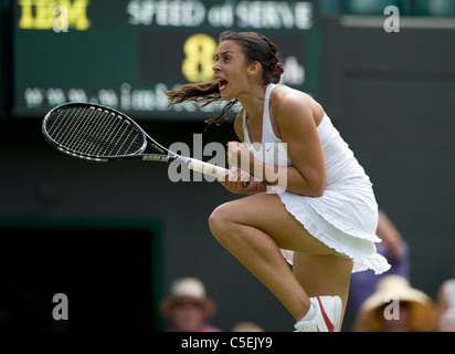 Marion BARTOLI (FRA) in azione durante il 2011 Wimbledon Tennis Championships Foto Stock