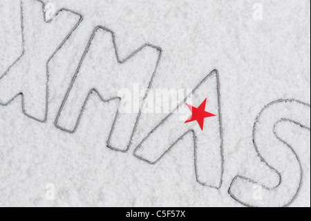 XMAS . Lettere a stella e neve Foto Stock