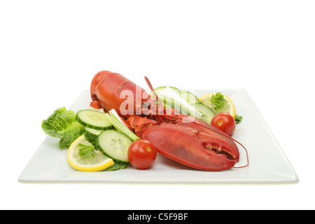 Tutto a base di aragosta cotta con insalata su una piastra Foto Stock