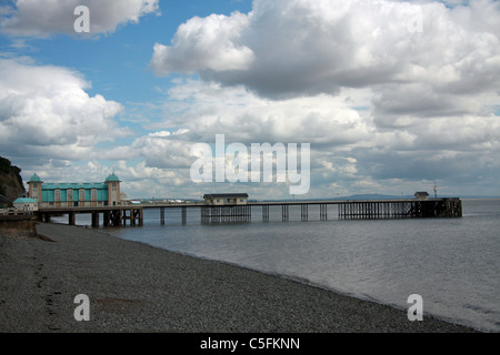 Il molo vittoriano a Penarth, vicino a Cardiff Foto Stock