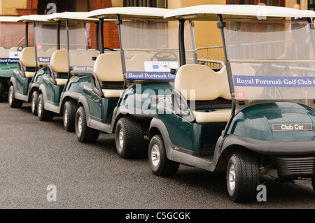 Carrelli da golf presso il Royal Portrush Golf Club Foto Stock