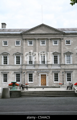 Dail Eireann Governo irlandese edifici su Kildare Street a Dublino Foto Stock