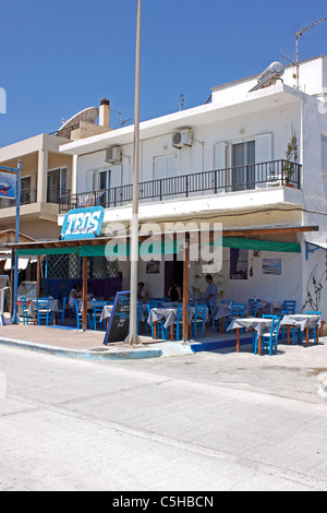 Tradizionale taverna greca a Kardamena sull'isola greca di Kos. Foto Stock