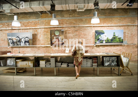 Interno del book shop a Mosca Foto Stock