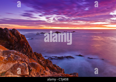 Tramonto a Pinnacle Cove, Point Lobos State Reserve, Carmel California Foto Stock