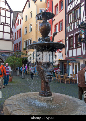 Brunnenfigur am Karlsbader Platz, Mosel, fontana della piazza Karlsbader, Moselle Foto Stock