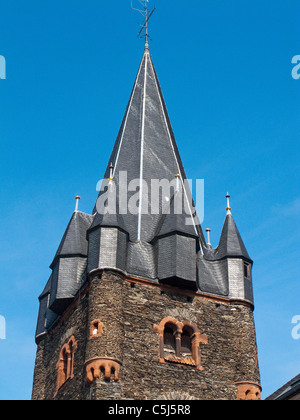 Michaelsturm, Pfarrkirche San Michele, historischer Stadtkern, Bernkastel-Kues Mosel, chiesa, città vecchia, Bernkastel-Kues, Moselle Foto Stock