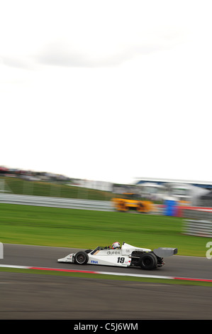 Ollie Hancock - 1976 Surtees TS19 - Silverstone Classic Foto Stock