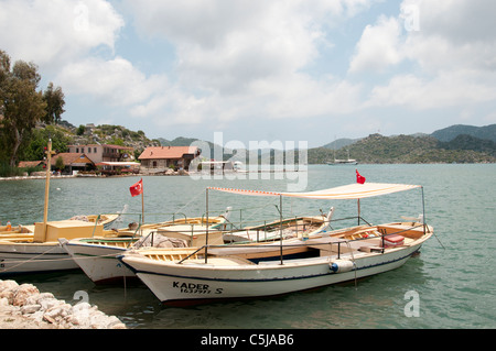 Turchia Ucagiz porto turco porto barca pesca mare Foto Stock