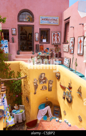 Santorini - negozio di souvenir in Oia, Cicladi, Grecia Foto Stock