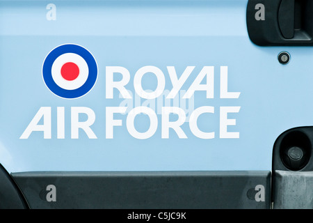Royal Air Force Insignia vista dal lato anteriore. Close up Foto Stock