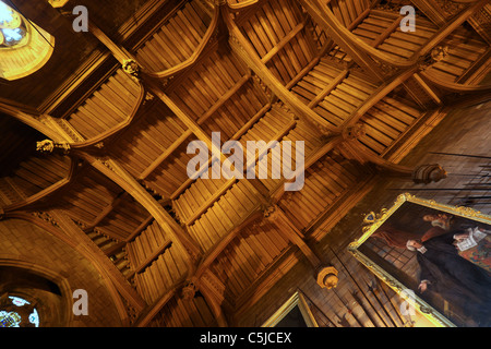 Soffitto in legno teak del re Hall, Bamburgh Castle Bamburgh, Northumberland, England Regno Unito Foto Stock