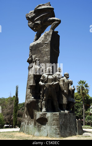 L'Albania. Valona. Indipendenza monumento, che commemora l'indipendenza dell'Albania dell'Impero Ottomano a Valona (1912) Foto Stock