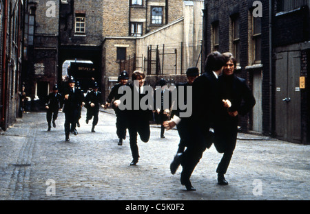 RINGO STARR GEORGE HARRISON PAUL MCCARTNEY JOHN LENNON RICHARD LESTER (DIR) Foto Stock