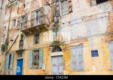 Fatiscenti vecchio edificio, Beirut, Libano Foto Stock