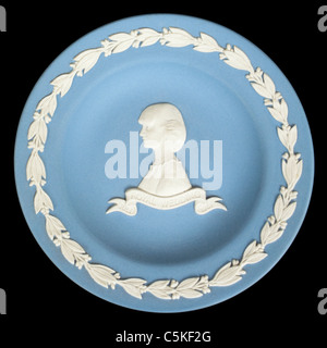 Wedgwood Jasperware blu piastra per commemorare il matrimonio del principe Charles e Lady Diana Spencer (29 luglio 1981) Foto Stock