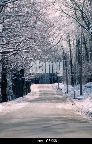 Road, tempesta di ghiaccio, CT Foto Stock