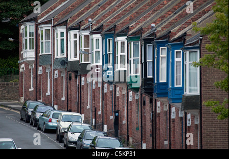 Una tipica riga di inglese case a schiera, Durham, County Durham, England, Regno Unito Foto Stock