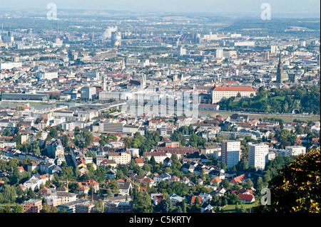 Vista aerea da Linz, la città capitale di Austria Superiore Foto Stock