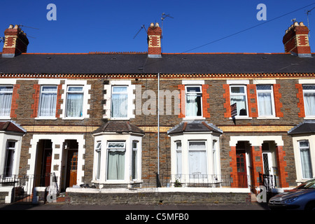 Tipico alloggiamento terrazzati, Roath, Cardiff, South Glamorgan, Wales, Regno Unito Foto Stock