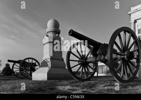 Il sole tramonta su questo bel monumento.Sud Hancock Avenue, Cimitero Ridge. Gettysburg National Military Park, Pennsylvania. Foto Stock