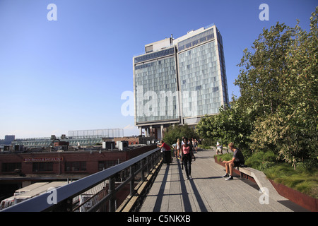 Hotel standard, Highline, elevati parco pubblico sulla ex ferrovia, Manhattan, New York City, Stati Uniti d'America Foto Stock